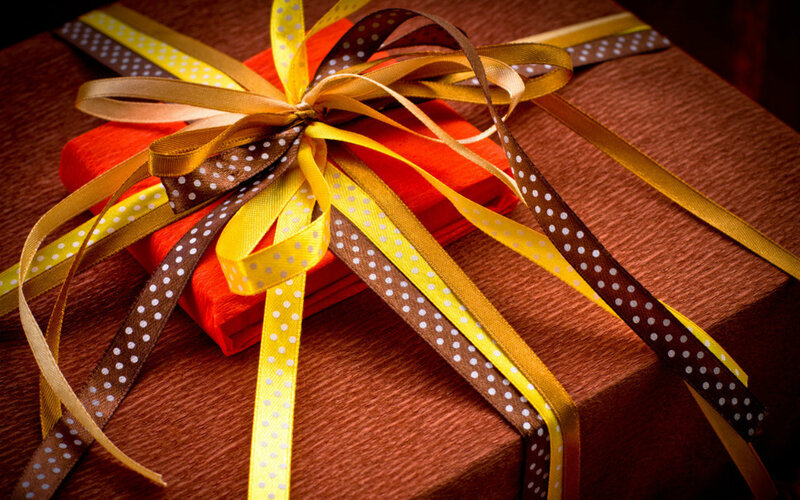Gift Box with Ribbons — Brown