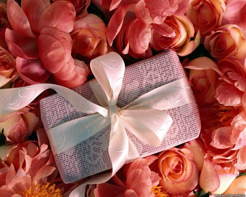 gift box with roses