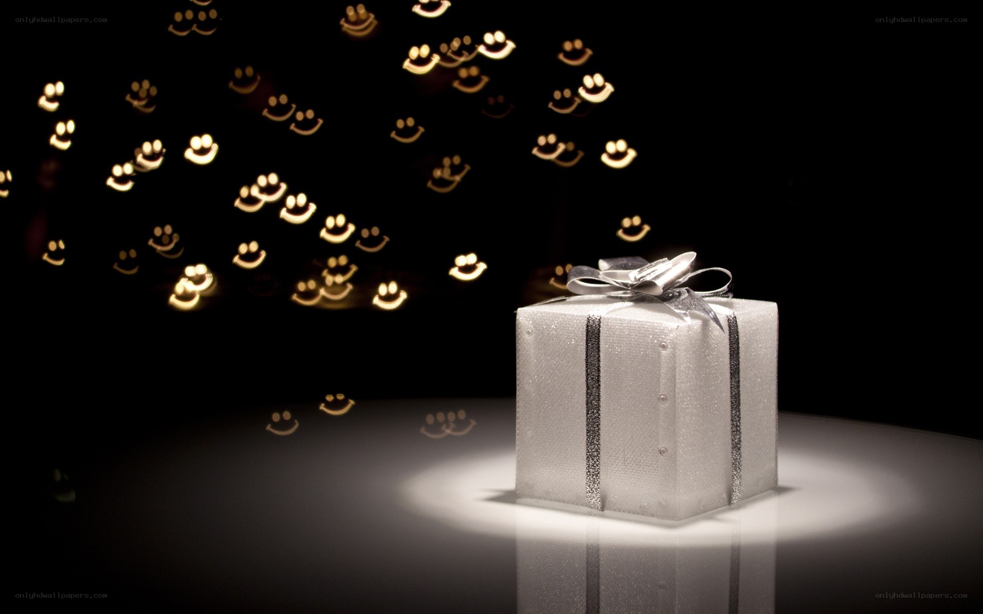 gift box with smiley lights