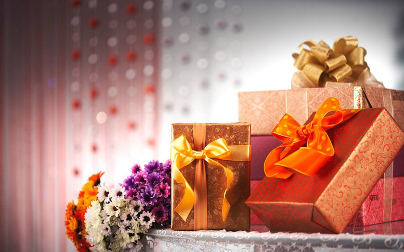 Gift Boxes and Flowers — Gold
