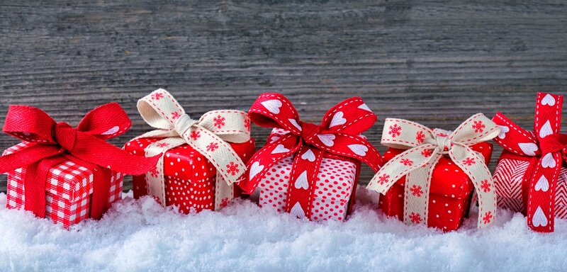 Gift Boxes in Snow — Red