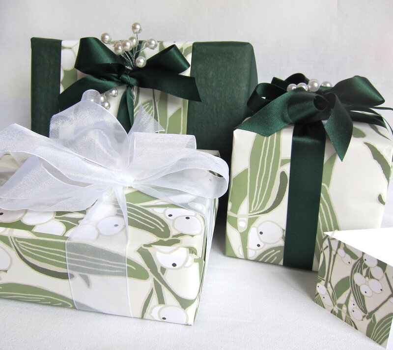 Gift Boxes with Ribbons — Green, Festive