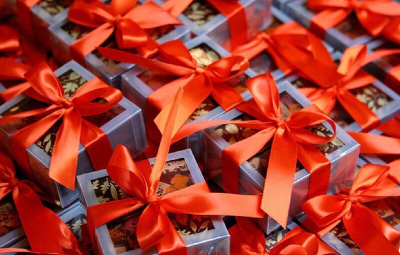 Gift Boxes with Ribbons — Red