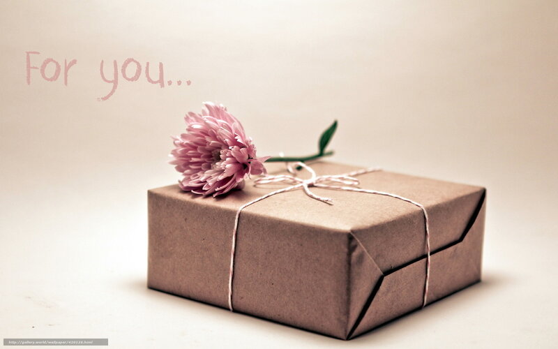 gift with pink flower