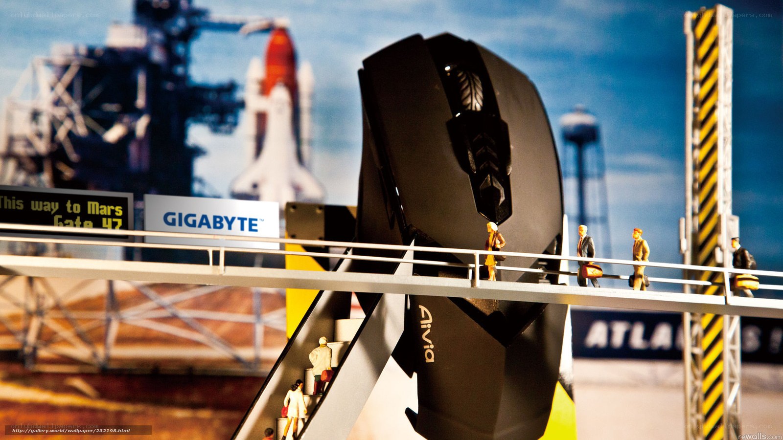 Gigabyte mouse at spaceport