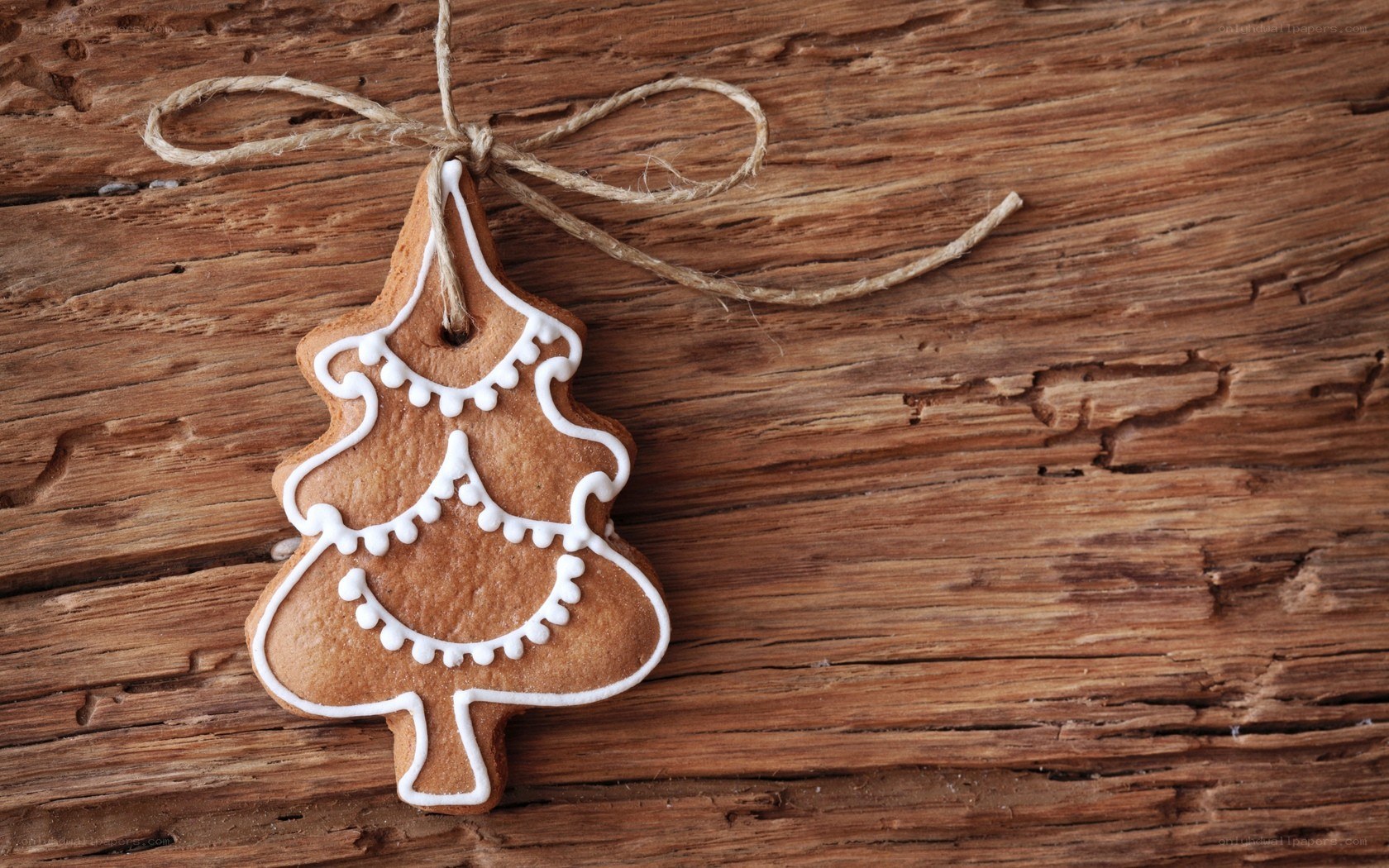 gingerbread Christmas tree ornament