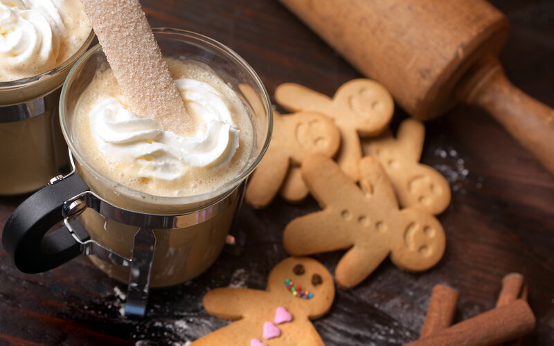 Gingerbread Cookies and Hot Drink