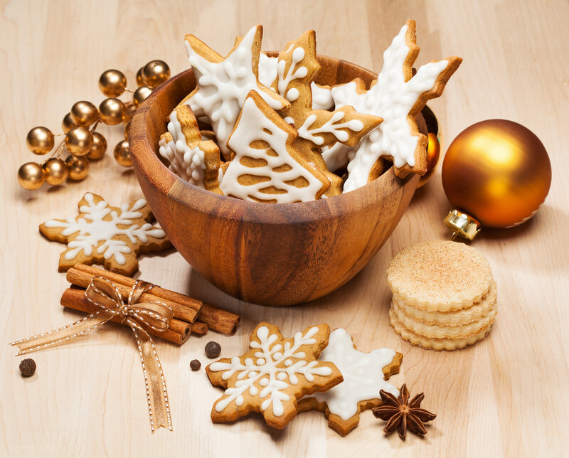 Gingerbread Cookies in Bowl — Brown, Festive