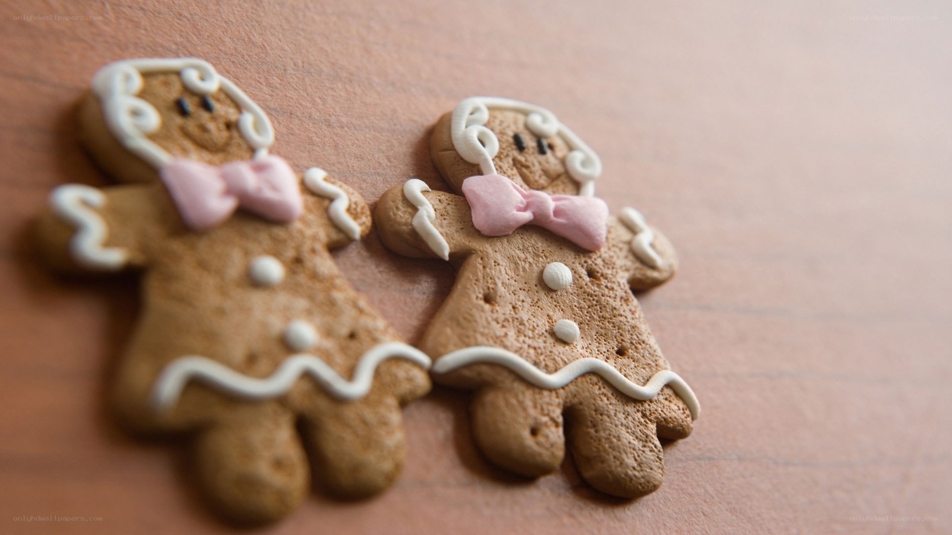 gingerbread cookies on wood