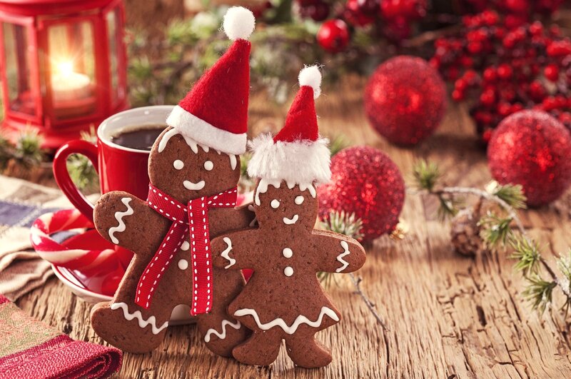 Gingerbread Couple — Brown, Festive