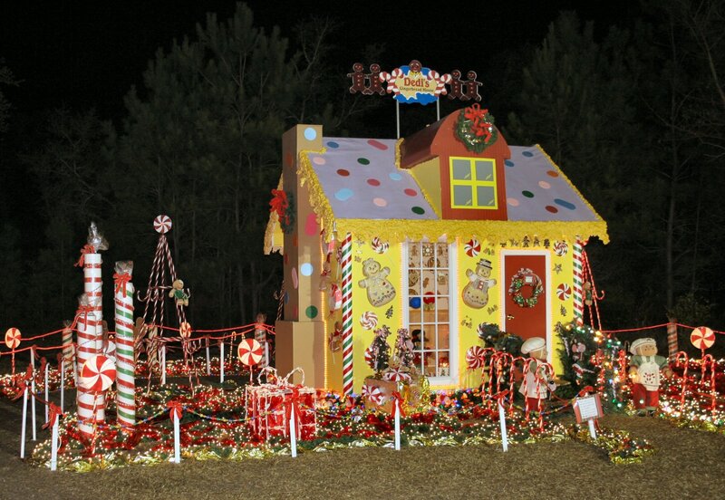 Gingerbread House Display — Yellow