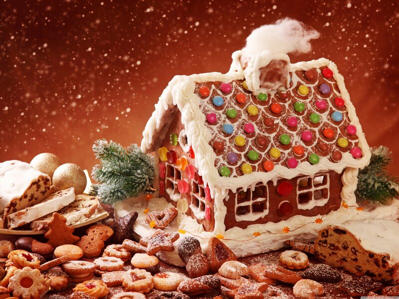 Gingerbread House with Cookies