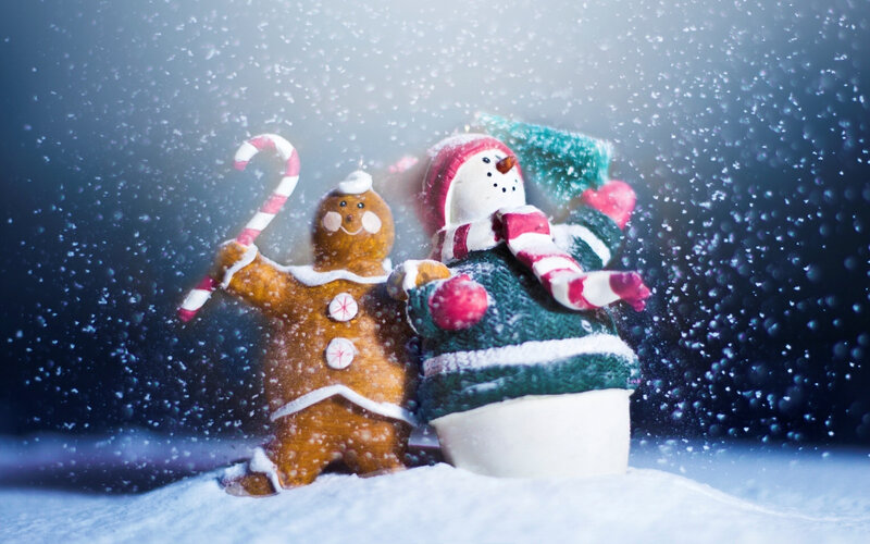 Gingerbread Man and Snowman — White