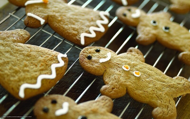 Gingerbread Men Cookies — Brown, Homely