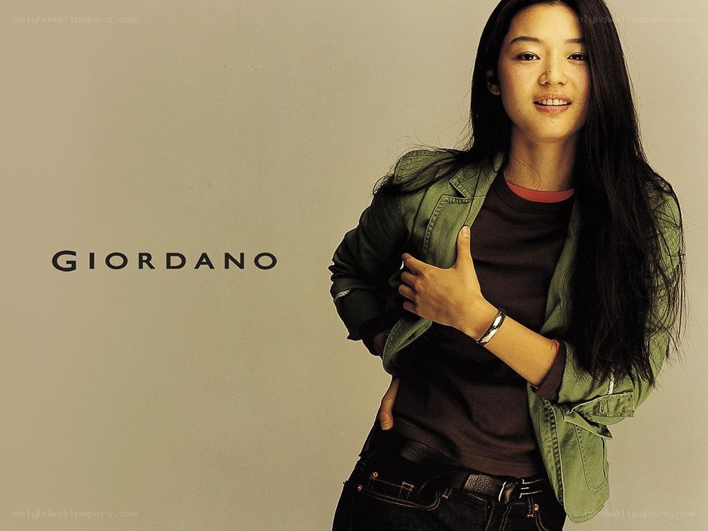 Giordano fashion advertisement