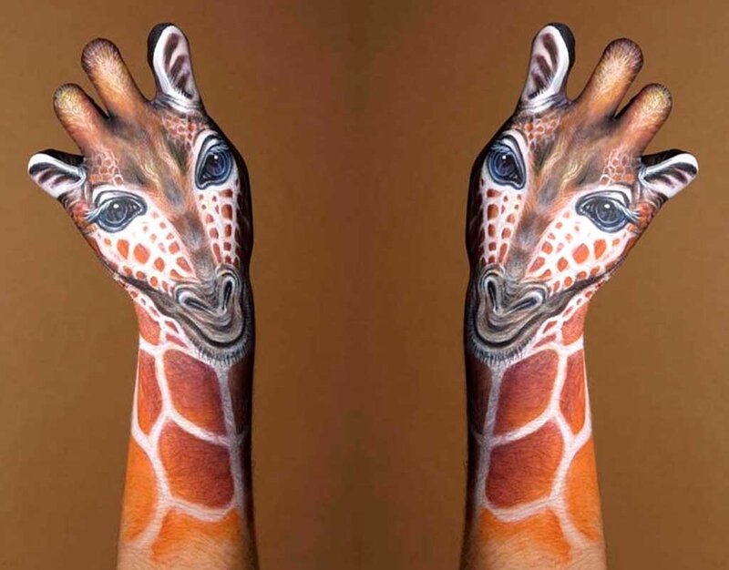 giraffe body paint art