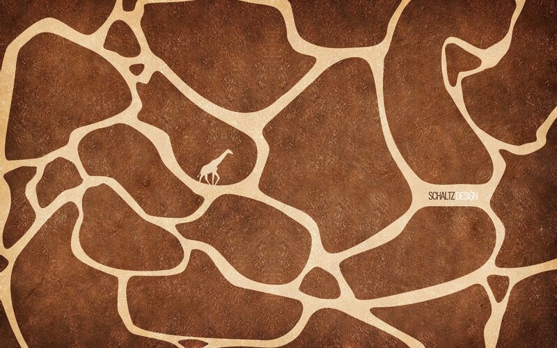 Giraffe in Pattern — Brown