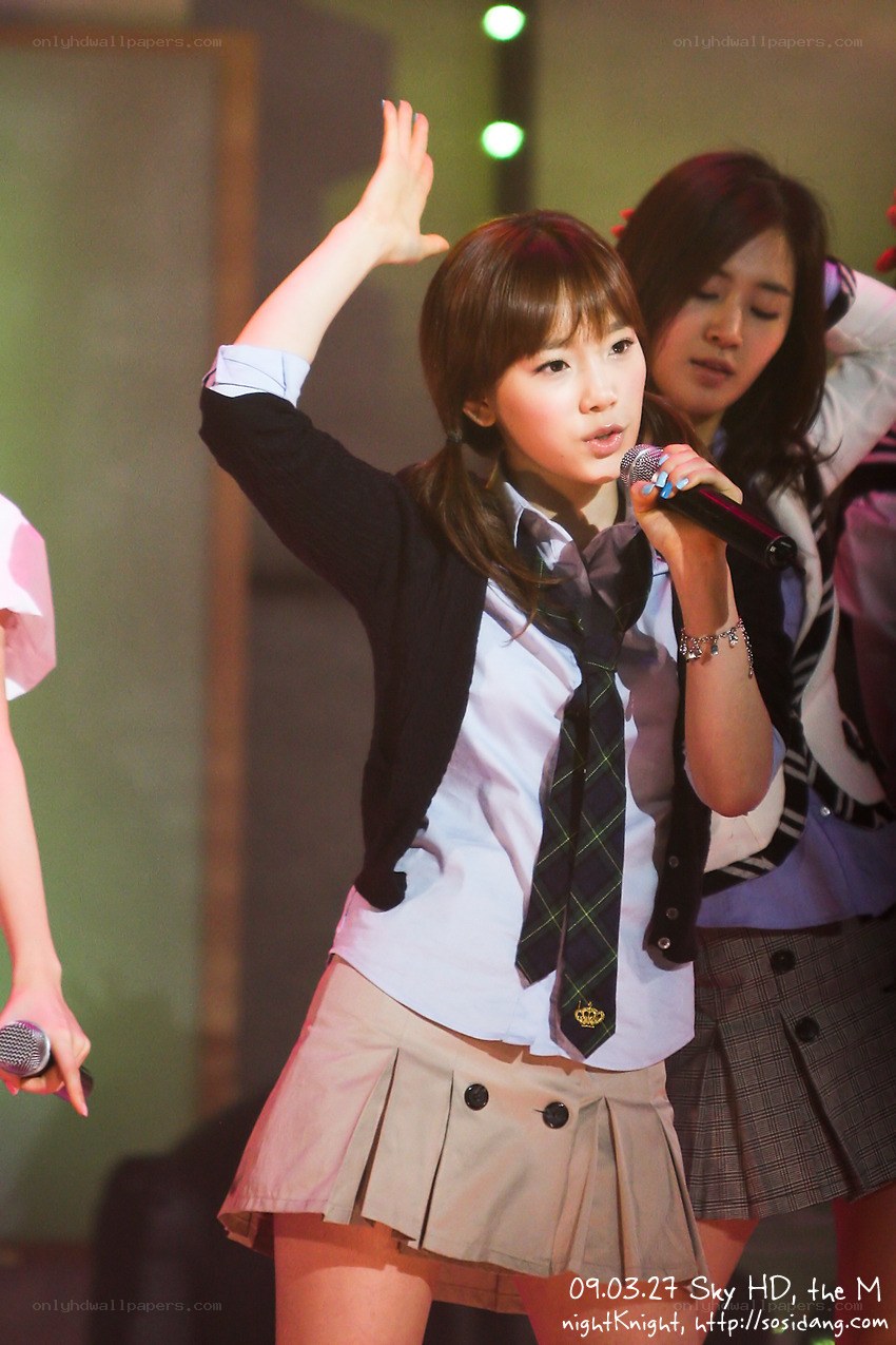 girl group performance on stage