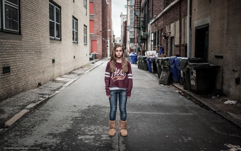 Girl in alleyway