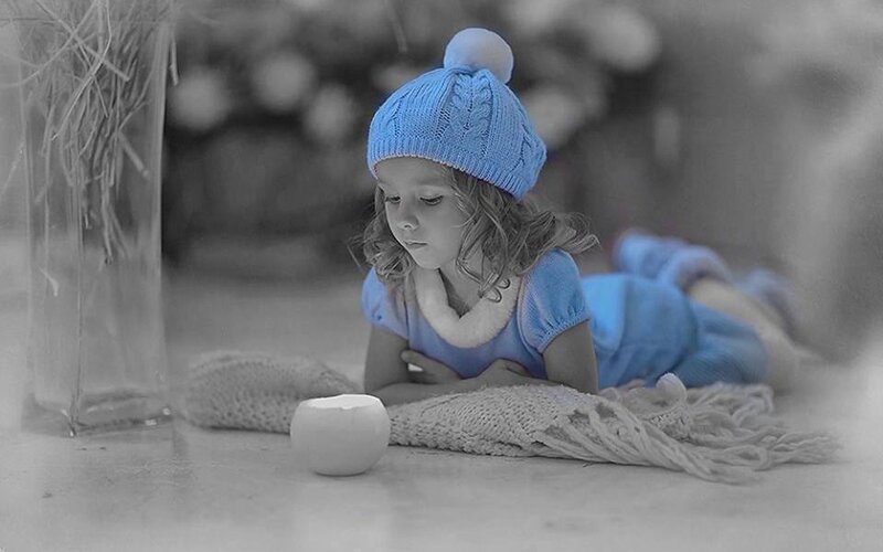 Girl in Blue Hat — Calm