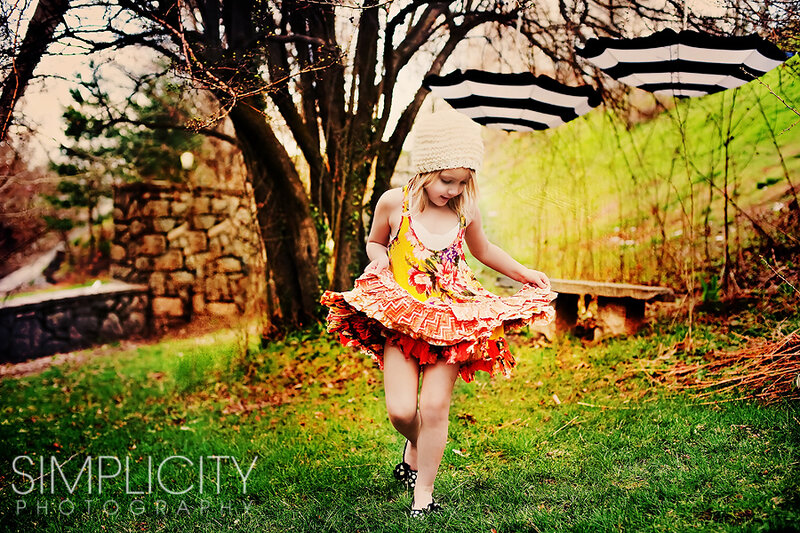 Girl in Floral Dress — Green