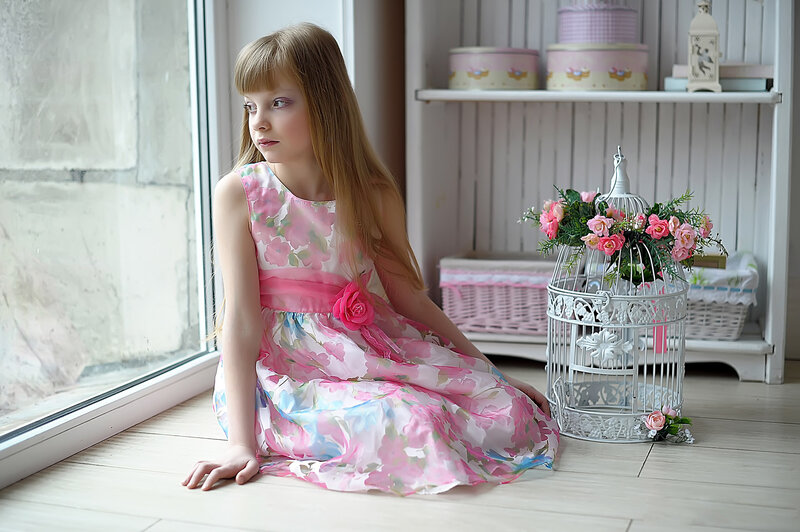 Girl in Floral Dress — Pink, Calm