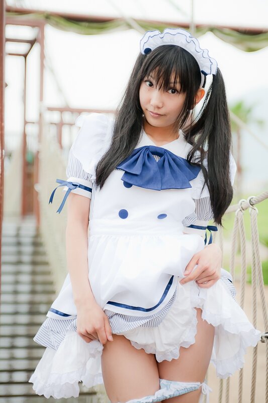 girl in maid costume