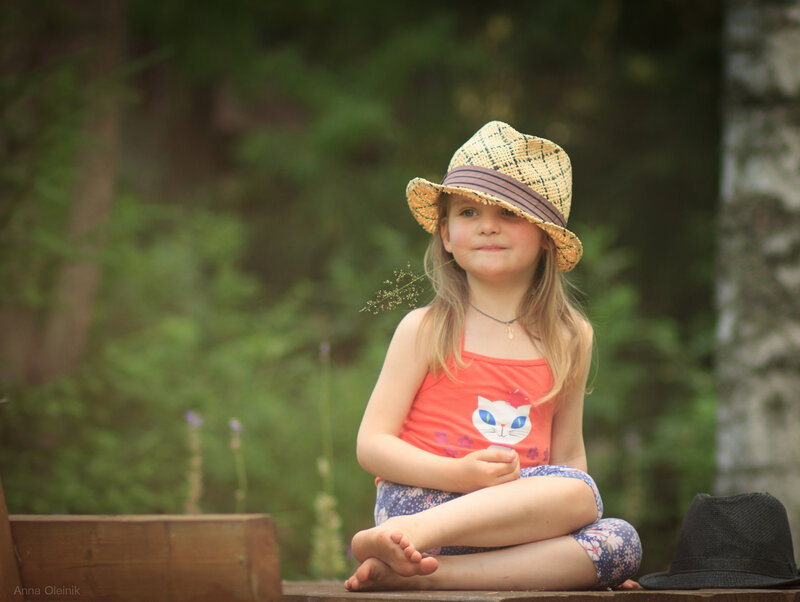 Girl in Straw Hat — Green, Serene