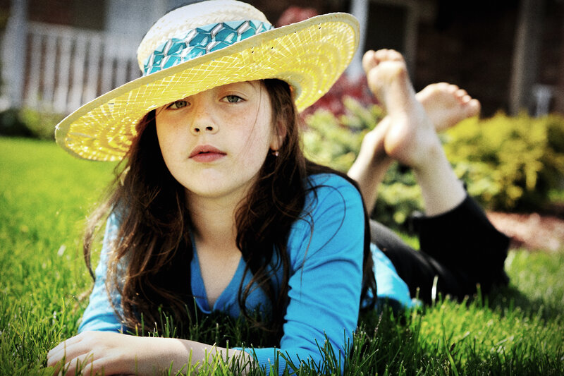 Girl in Straw Hat — Green