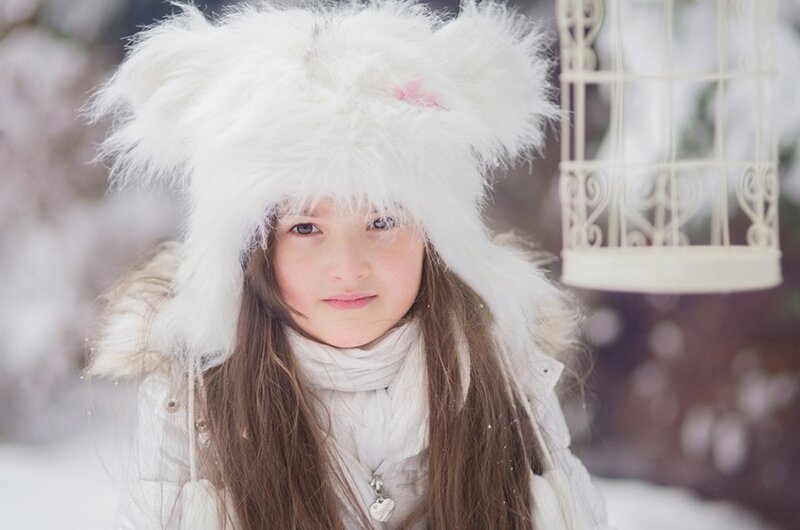 Girl in Winter Hat — White, Calm