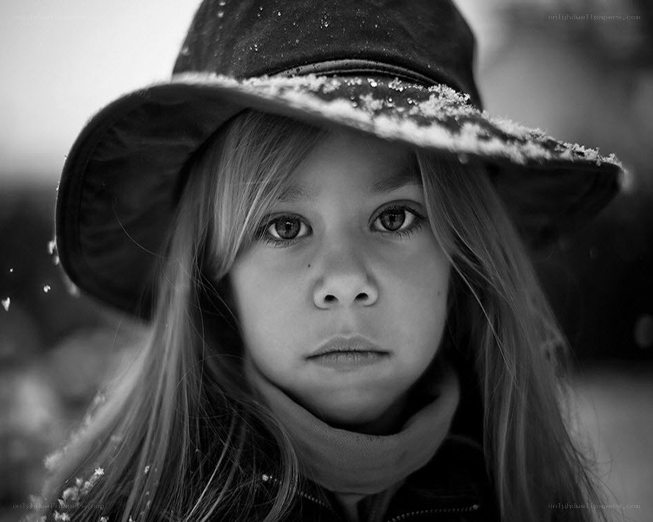 girl in winter hat