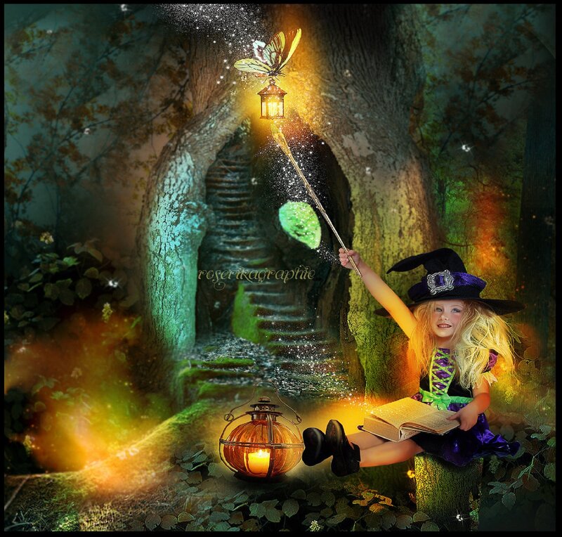 Girl in Witch Costume — Green