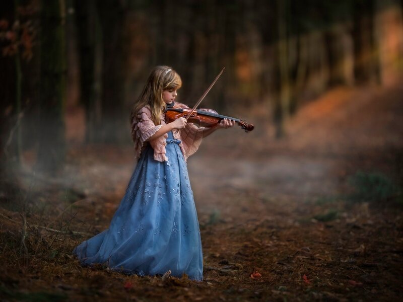 Girl Playing Violin — Blue, Serene, Autumn