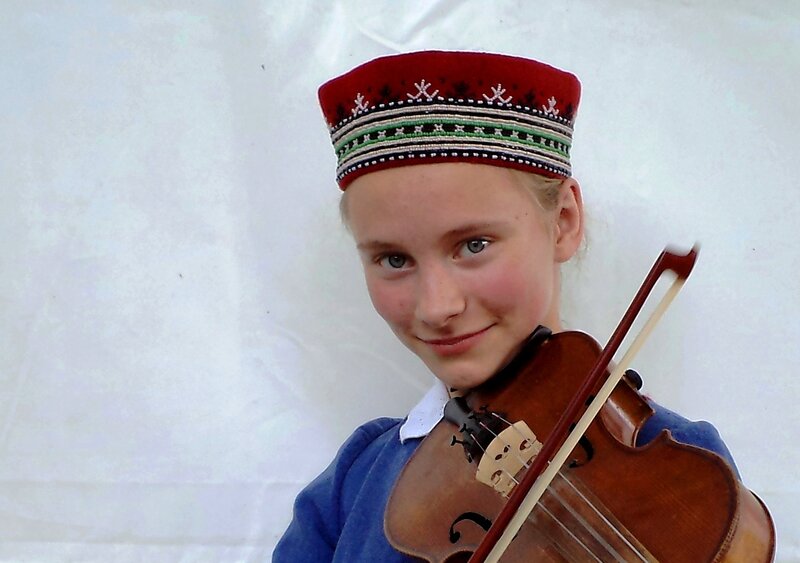 Girl Playing Violin — Red, Neutral