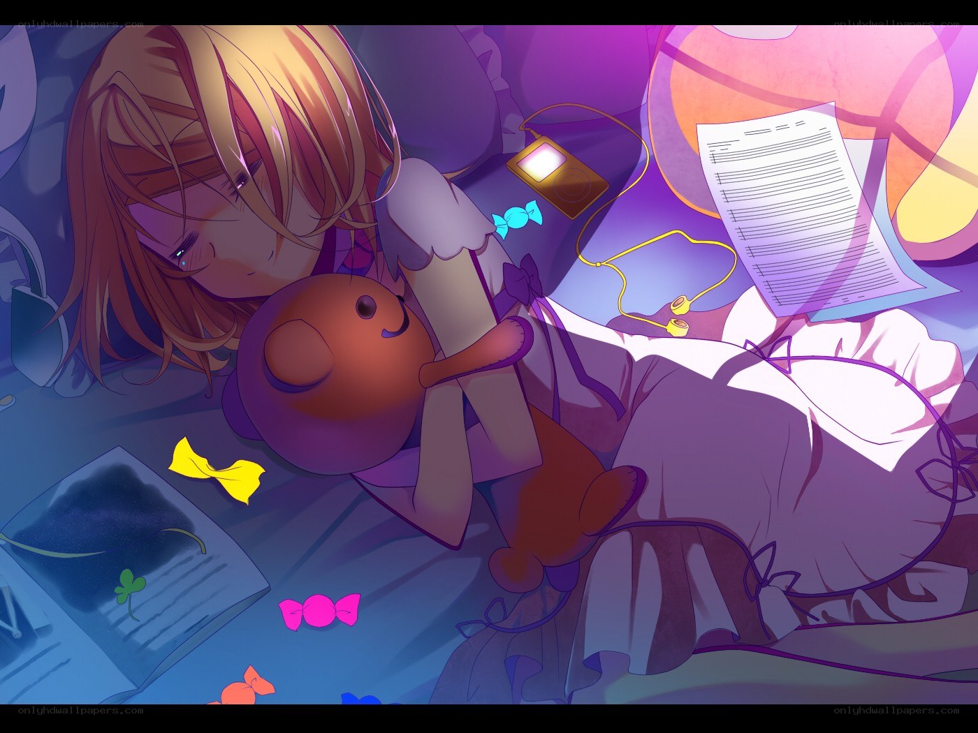 girl sleeping with teddy bear
