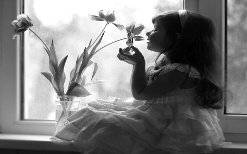Girl Smelling Tulip — Black