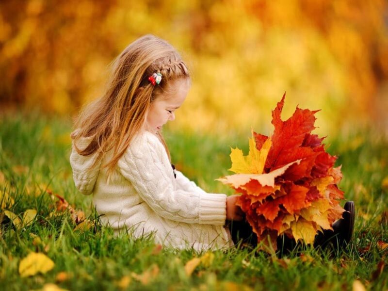 Girl with Autumn Leaves — Green