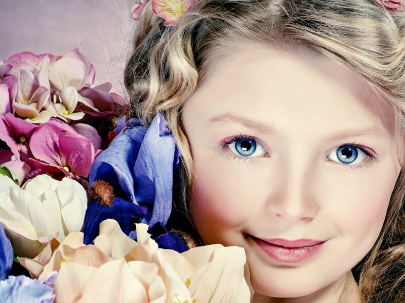 Girl with Blue Eyes — Pink