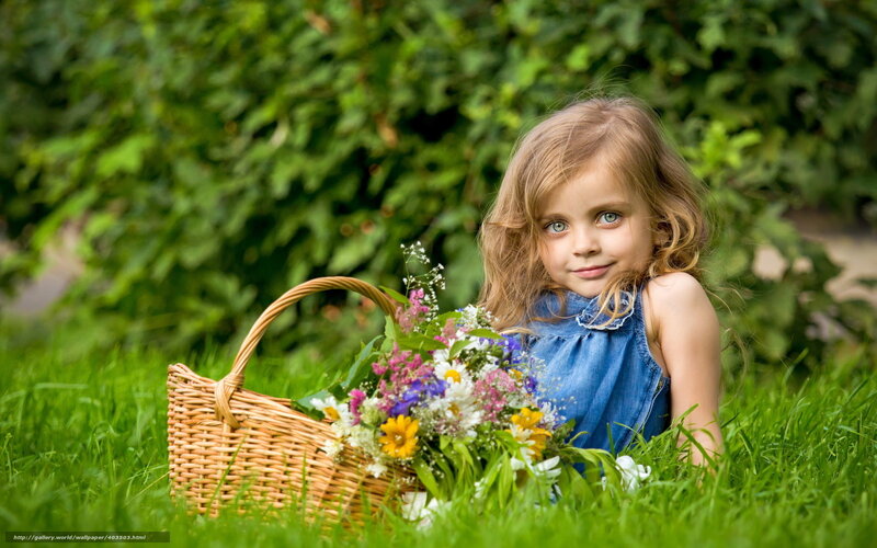 Girl with Flower Basket — Green