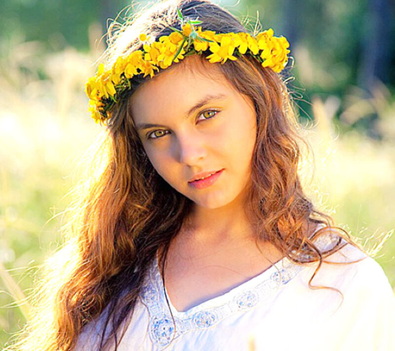 Girl with Flower Crown — Yellow, Serene