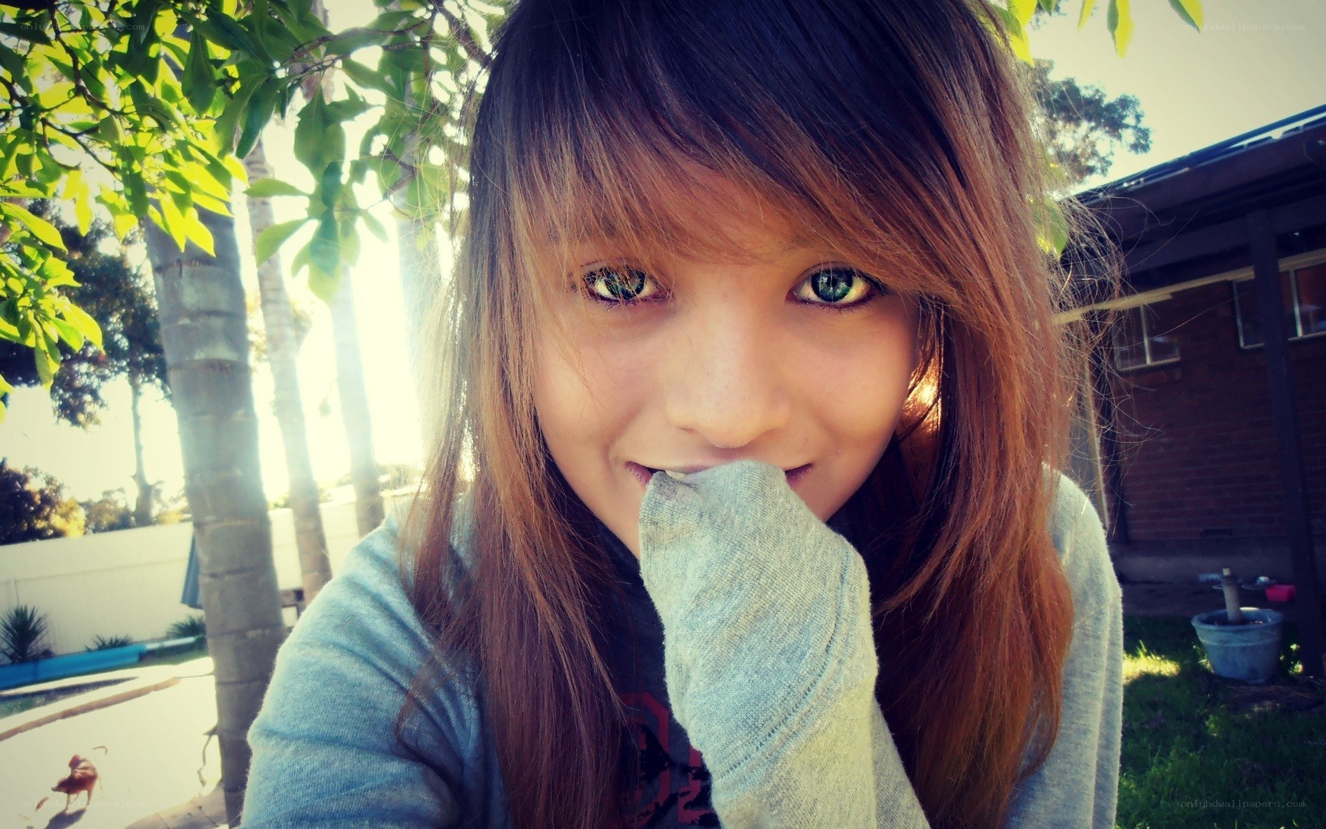 girl with green eyes outdoors