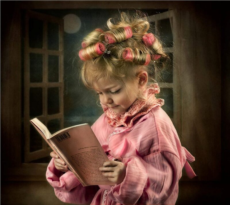 Girl with Hair Rollers — Pink