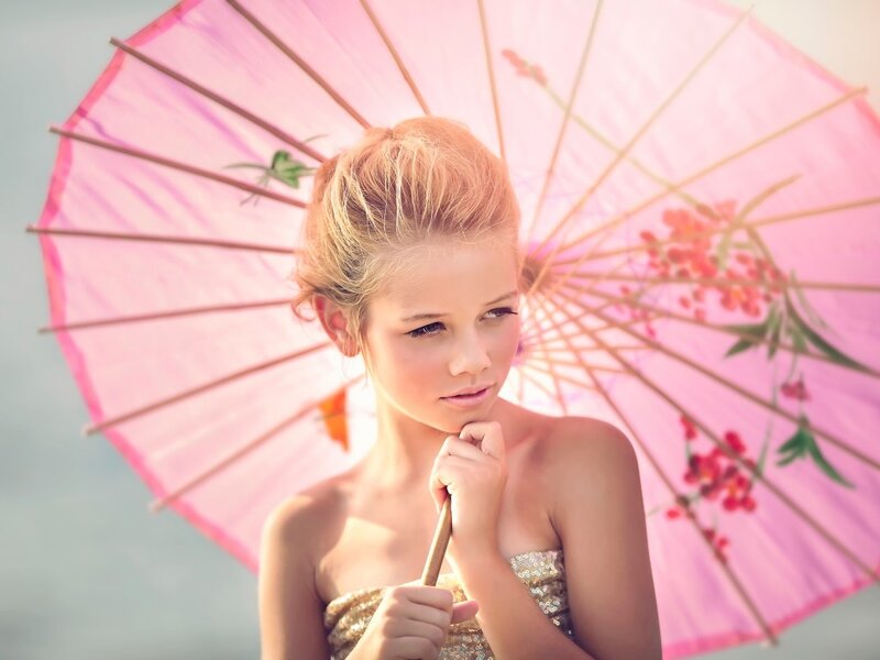 Girl with Pink Parasol
