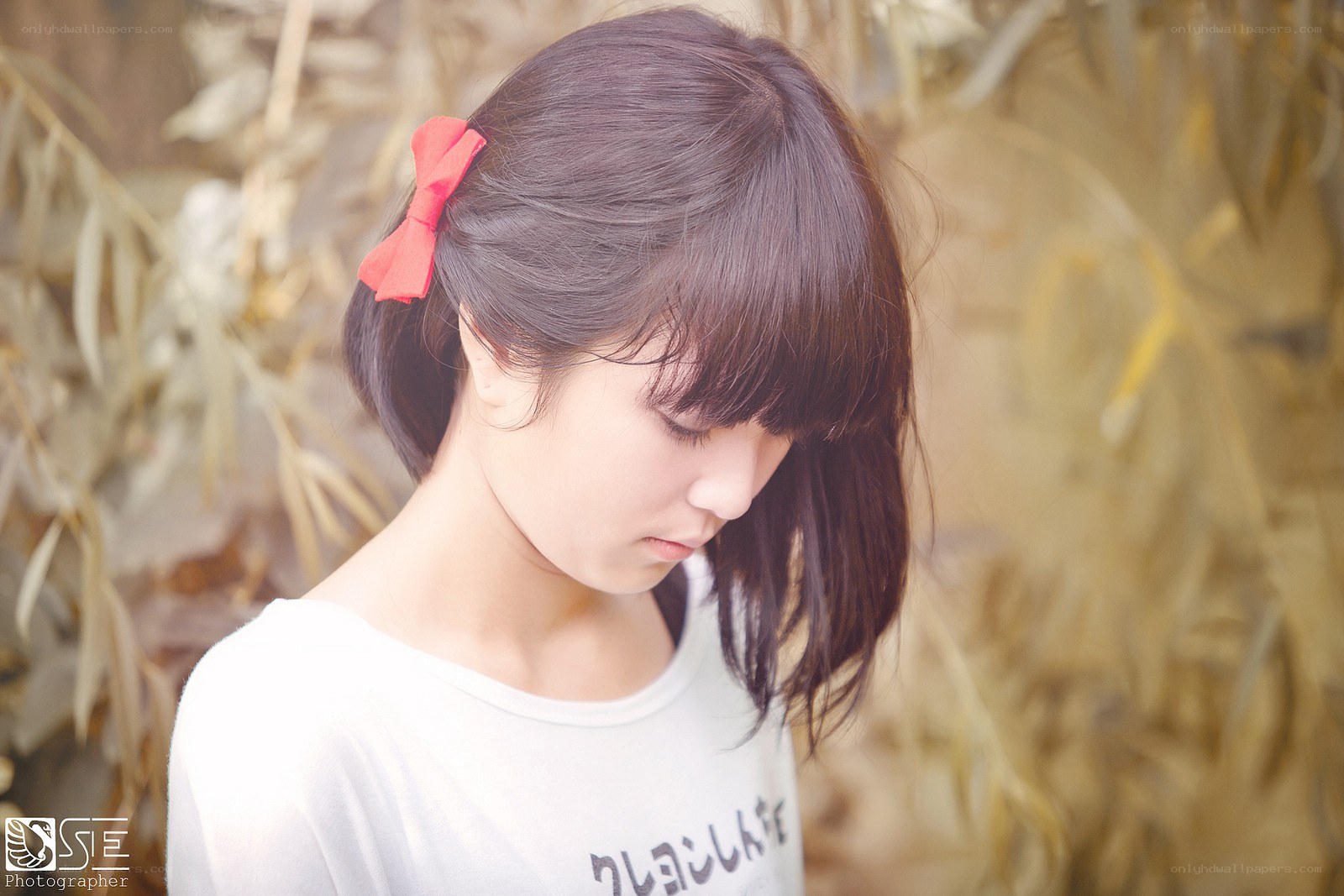 girl with red bow