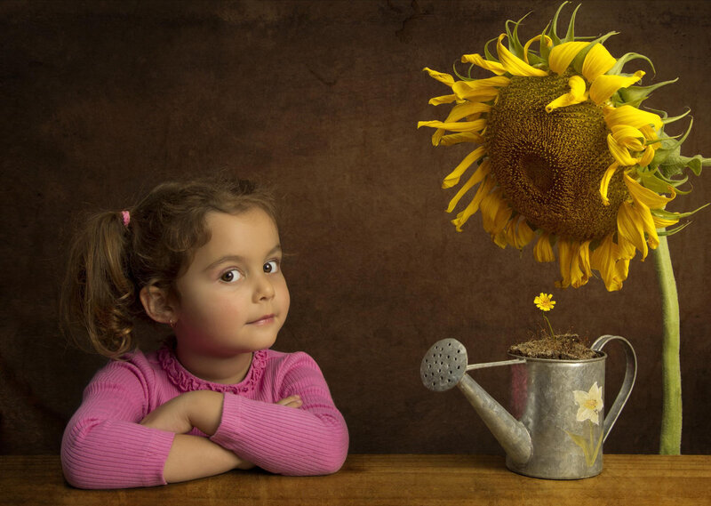 Girl with Sunflower — Yellow