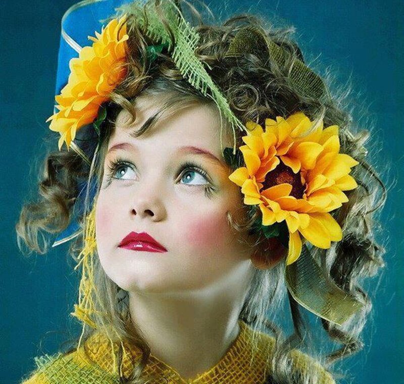 Girl with Sunflowers — Yellow, Dreamy