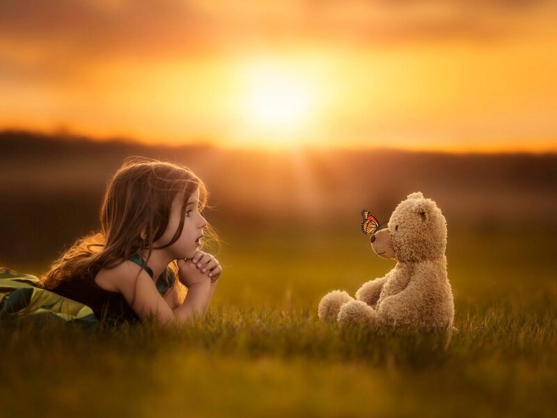 Girl with Teddy Bear — Golden