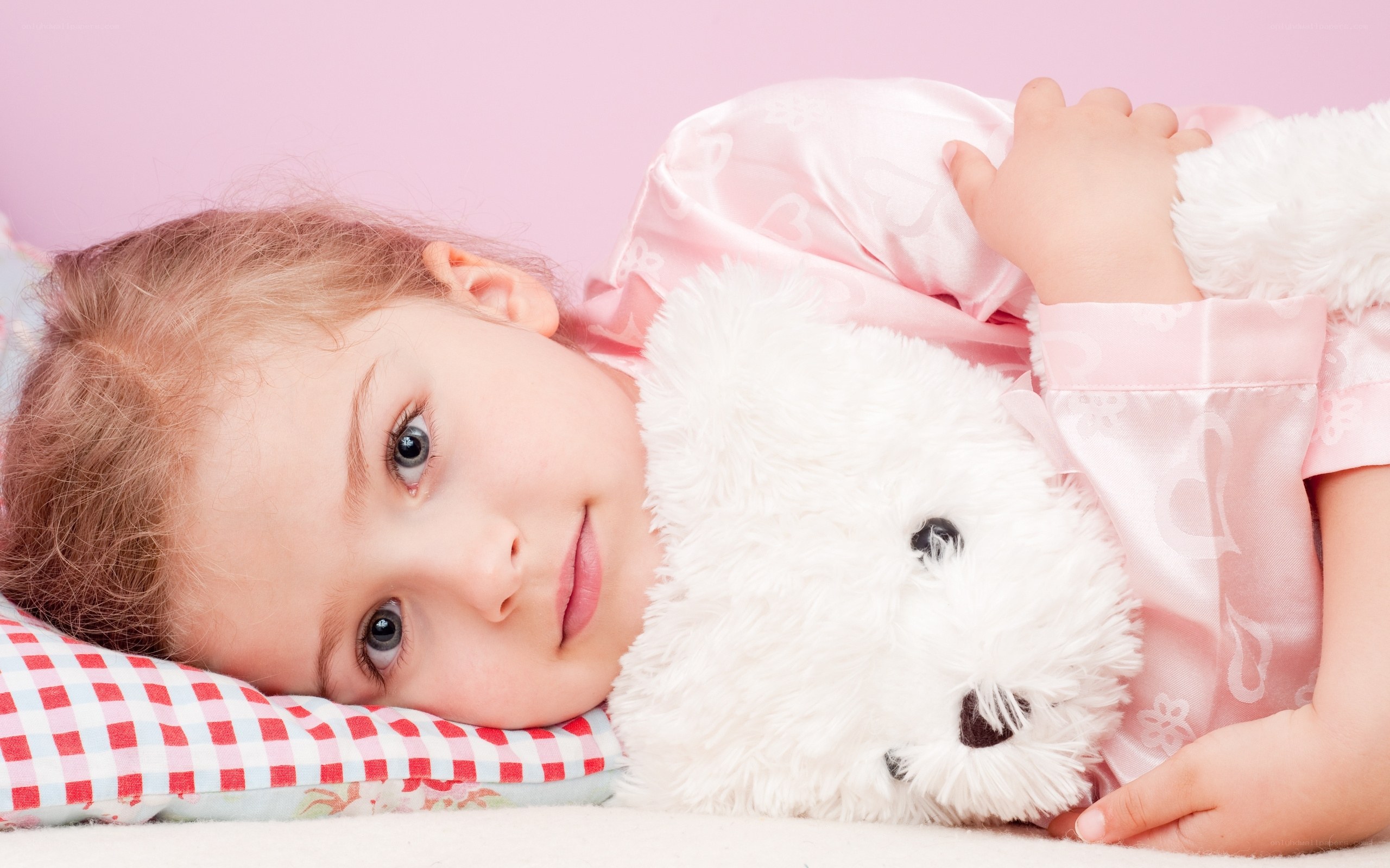 girl with teddy bear