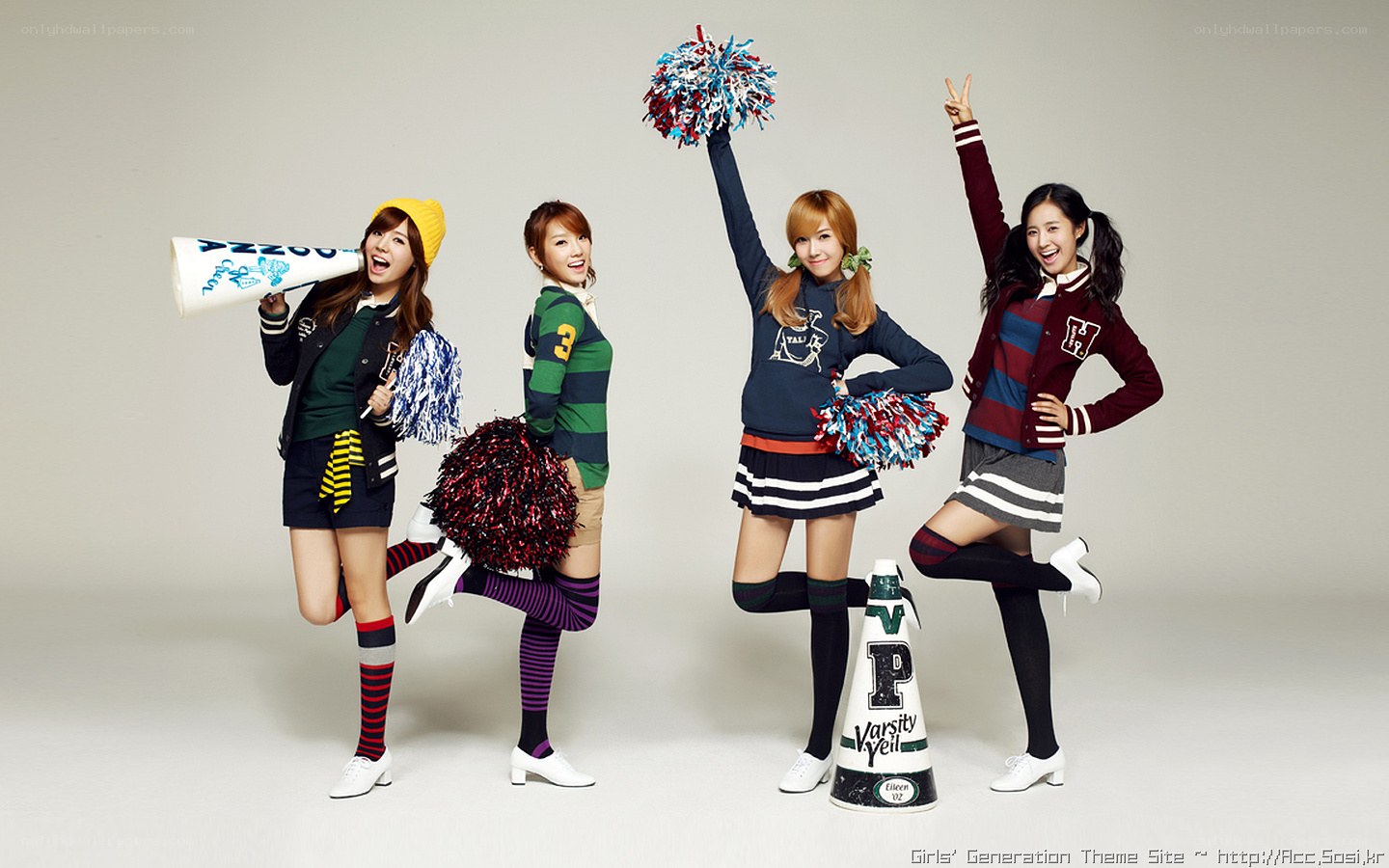 Girls' Generation cheerleaders