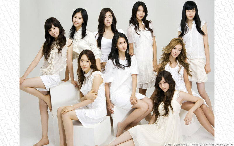 Girls' Generation group photo